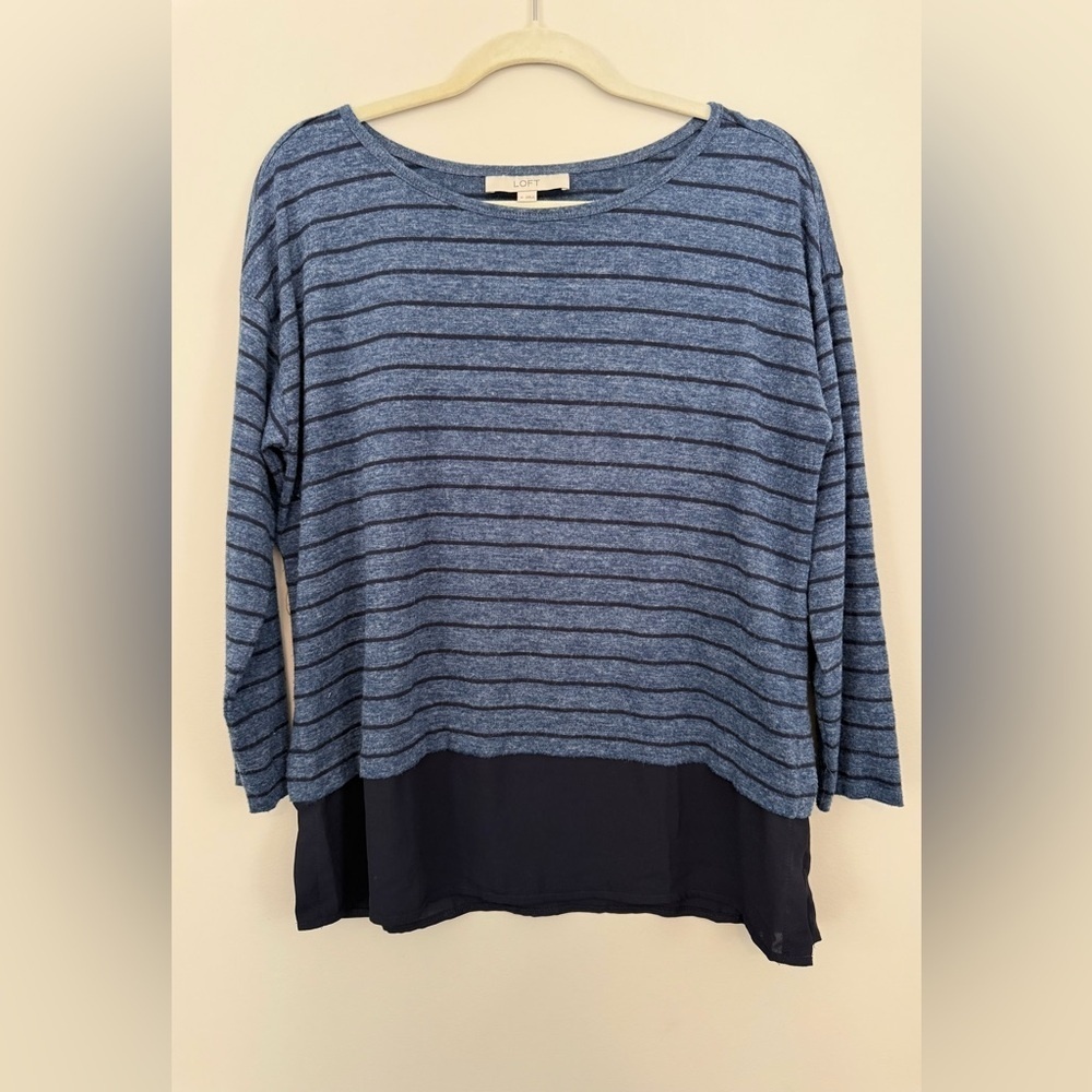 LOFT Heathered Blue Striped Knit Mixed Media Knit & Chiffon Top Size Medium